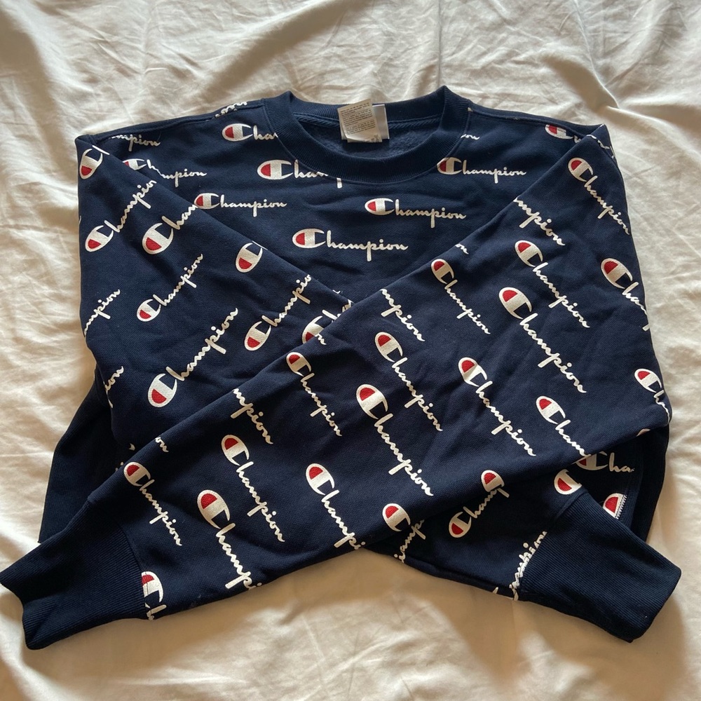 Cropped champion crewneck